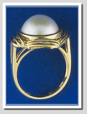 12MM White Japanese Mabe Pearl Ring 14K Yellow Gold Size 7.5
