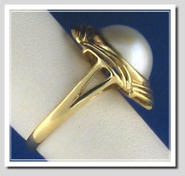 12MM White Japanese Mabe Pearl Ring 14K Yellow Gold Size 7.5