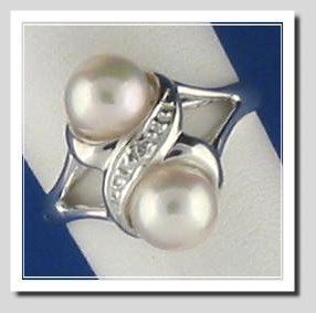 Double Akoya Cultured Pearl Ring w/Diamond, 14K White Gold, Size 7