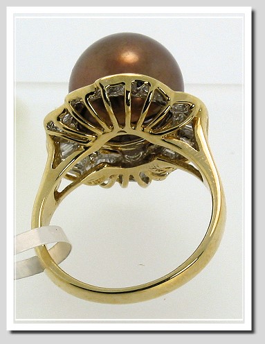 11.8MM Chocolate Tahitian Pearl Diamond Ring 0.52Ct. 18K Gold