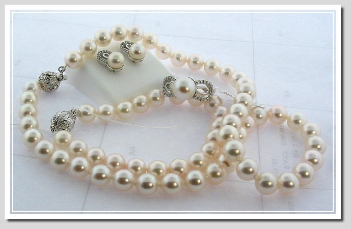 AAA 8-8.5MM FW Pearl & Diamond Ring 14K White Gold