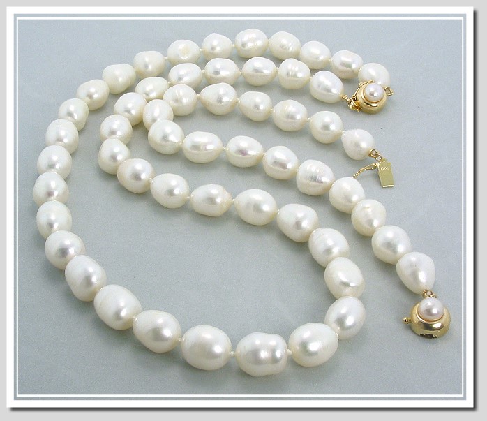 9X11MM White Large Oval Shape Freshwater Cultured Pearl Necklace/Bracelet Set, 14K Pearl Clasp, 20/8 In. 