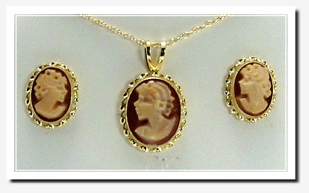 Cameo Earrings & Pendant Chain Set 14K Yellow Gold