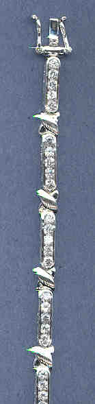 Beautiful Cubic Zircon Stone Bracelet X Style in Silver