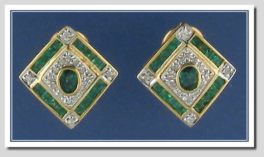 Emerald & Diamond Earrings in Diamond Shape 14K
