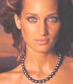 Tahitian black pearl necklace