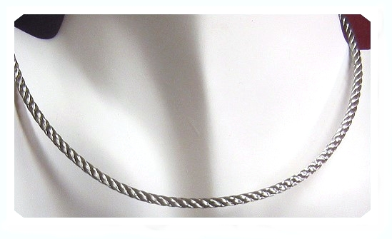 3.25MM VELVET CASCADE STAINLESS STEEL NECKLACE 17 In.