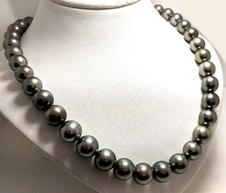 10MM - 12MM Gray/Green Tahitian Pearl Necklace, 14K Diamond Clasp 17in