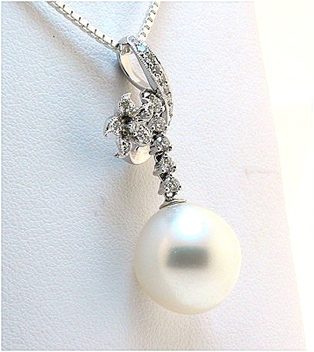 12.5MM White South Sea Pearl Pendant 0.40 Ct. Diamonds 18K W Gold