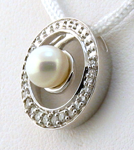 AAA 4.5-5MM FW Pearl & Diamond Pendant 14K White Gold