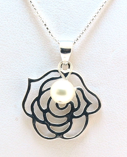 6-6.5MM White Akoya Pearl Rose Pendant w/16in Chain, Silver