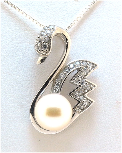 10-10.5MM Freshwater Pearl & Crystal Swan Pendant w/Chain 18in, Silver
