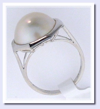 13.6MM Mabe Pearl Ring 14K White Gold Size 7.25