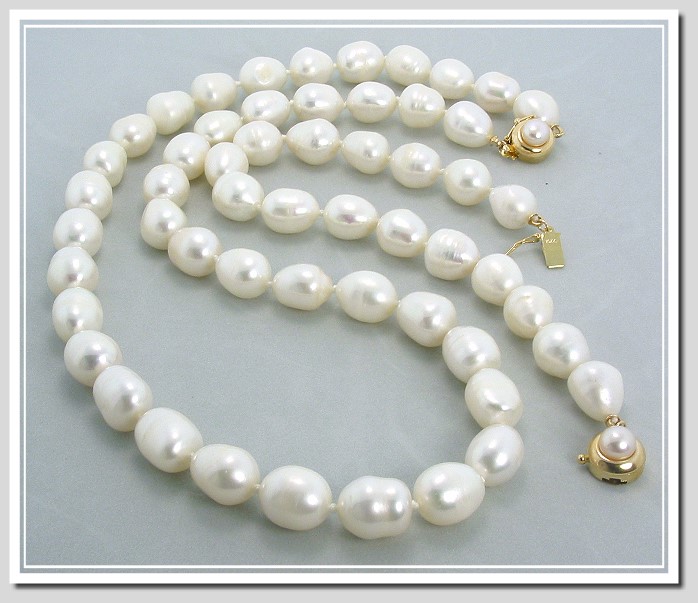 9X11MM White Large Oval Shape Freshwater Cultured Pearl Necklace/Brac