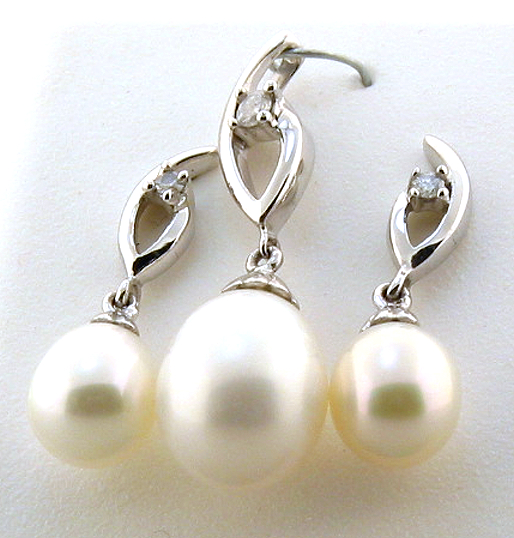 AAA 6-8MM FW Pearl & Diamond Earrings/Pendant Set 14K White Gold