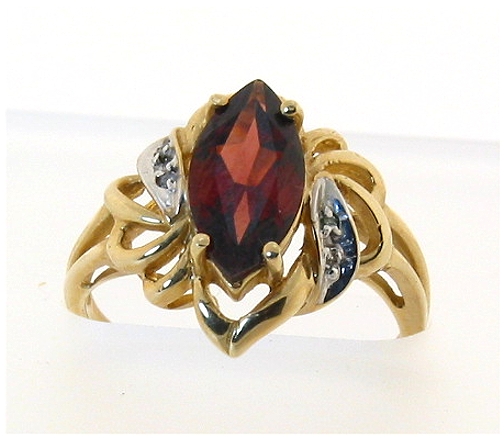 Genuine Garnet & Diamond Ring 10K , Size 6.5