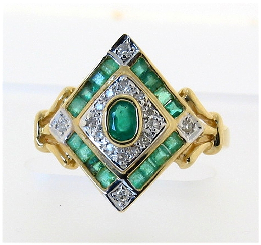 Genuine Emerald & Diamond Ring in Diamond Shape, 14K, Size 6.75
